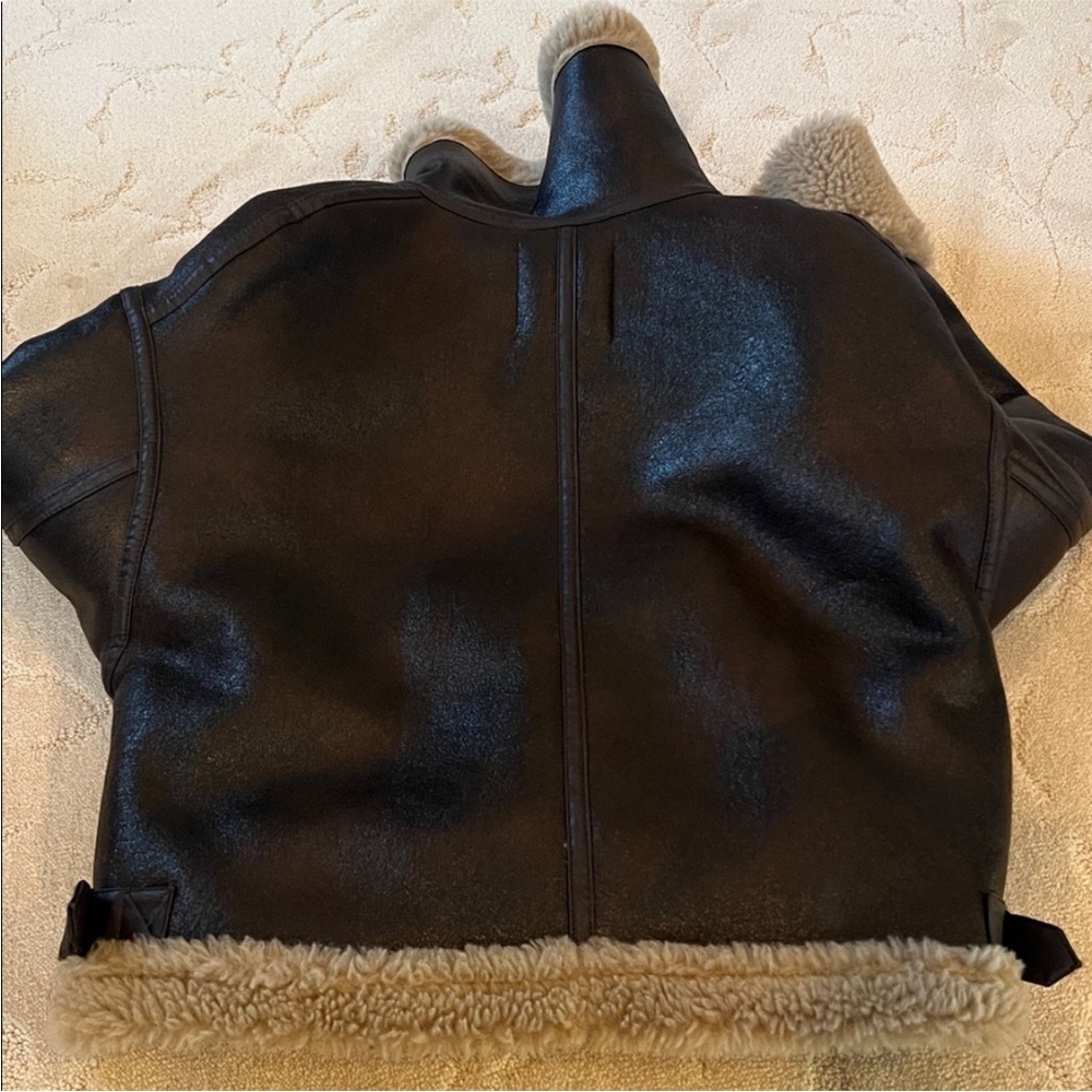 🆕 🔥 ZARA double faced biker jacket
Faux Shearling Brown Coat Size XS - Picture 10 of 15